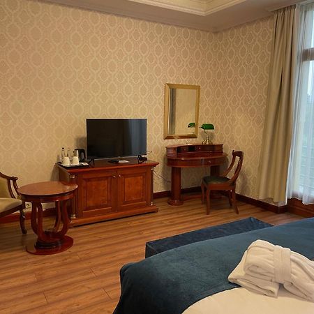 Hotel Golden Palace God Ngoại thất bức ảnh